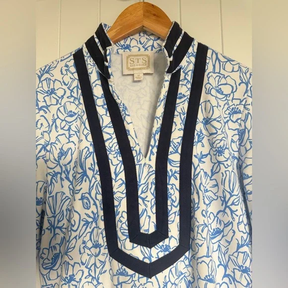 STS Sail To Sable Blue White Floral French Terry Tunic Dress M Classic Preppy - Picture 3 of 6